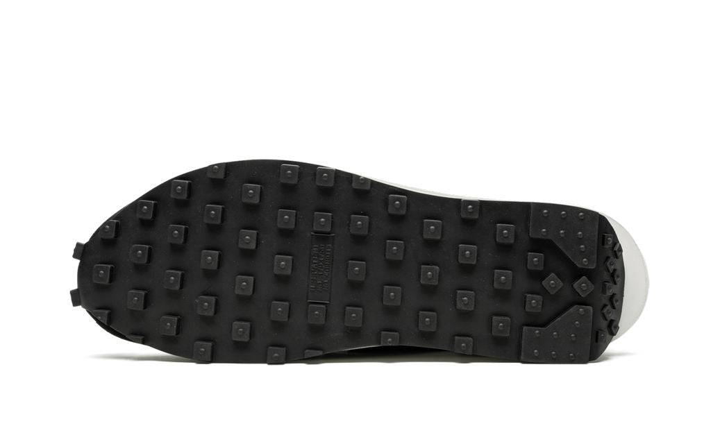 NK Waffle Sacai Schwarz